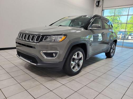 Sting Gray Clearcoat 2021 Jeep Compass Limited