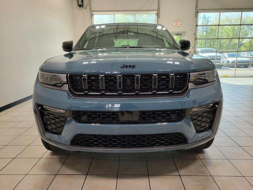 Steel Blue 2026 Jeep Grand Cherokee Limited