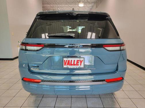 Steel Blue 2026 Jeep Grand Cherokee Limited