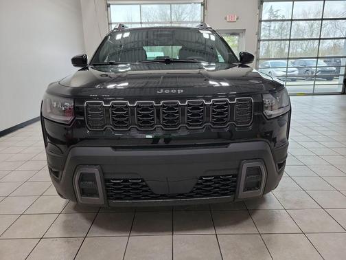 2026 Jeep Cherokee LAREDO/LIMITED