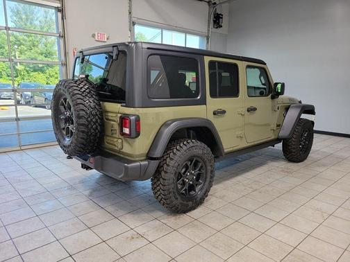 2025 Jeep Wrangler Sport