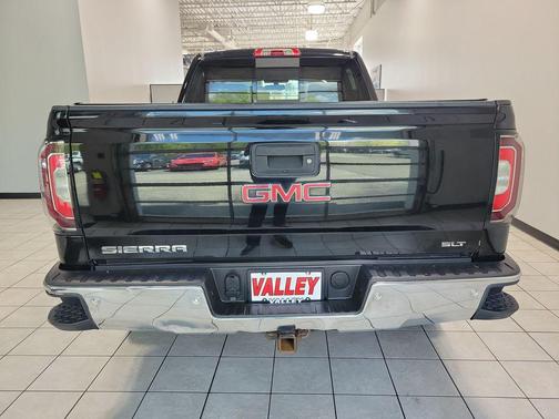 Onyx Black 2016 GMC Sierra 1500 SLT
