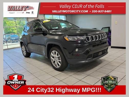 Diamond Black 2024 Jeep Compass Latitude Lux