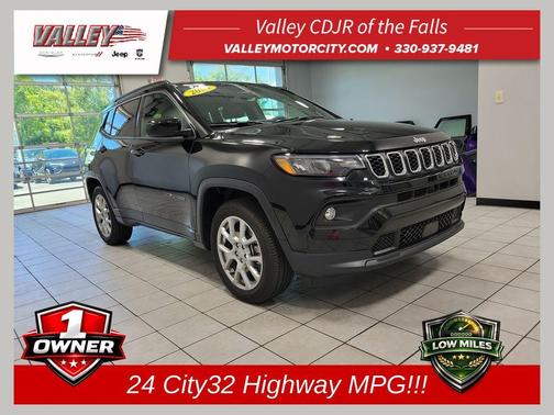 Diamond Black 2024 Jeep Compass Latitude Lux