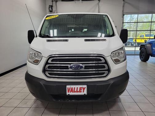 Oxford White 2019 Ford Transit-350 XLT