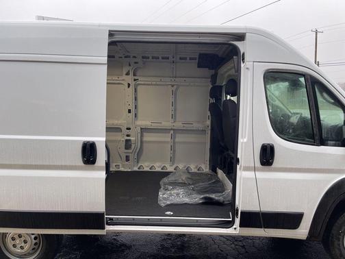 2025 RAM ProMaster 2500 High Roof