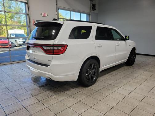 2026 Dodge Durango GT HEMI V8