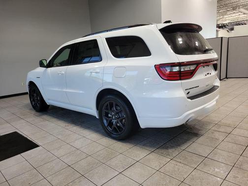 2026 Dodge Durango GT HEMI V8