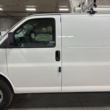 2025 Chevrolet Express 2500 Work Van