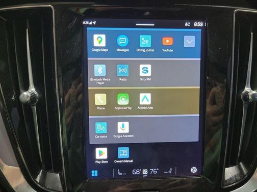 2024 Volvo S60 B5 Core Dark Theme