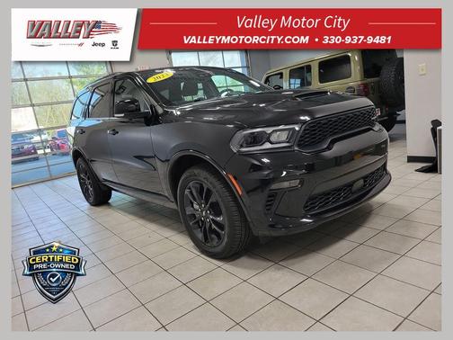 DB Black Crystal Clearcoat 2023 Dodge Durango GT