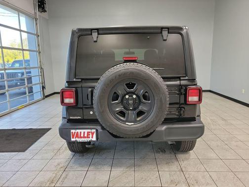 2019 Jeep Wrangler Sport