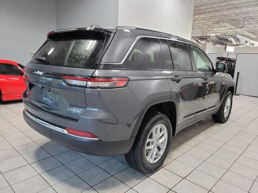 2025 Jeep Grand Cherokee Laredo X