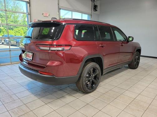 2025 Jeep Grand Cherokee L Laredo