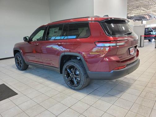 2025 Jeep Grand Cherokee L Laredo