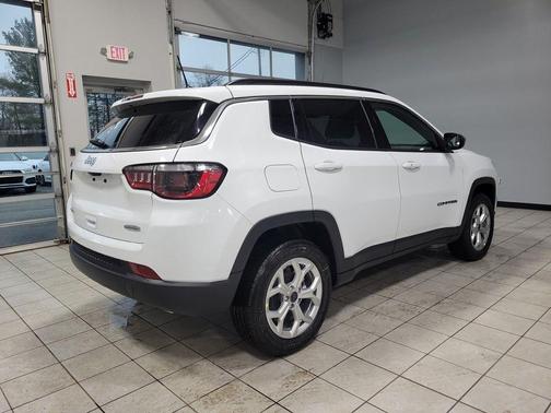 2025 Jeep Compass Latitude