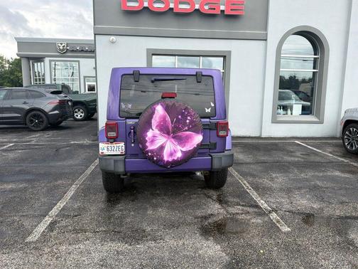 Xtreme Purple Pearlcoat 2017 Jeep Wrangler Unlimited Sahara