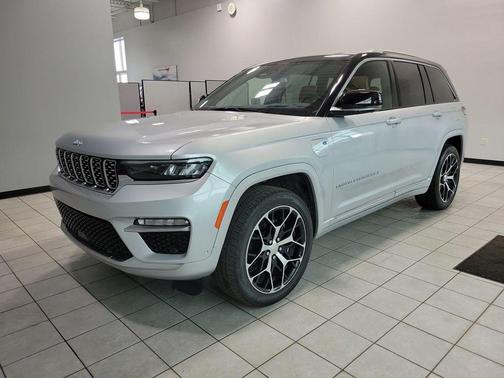 2024 Jeep Grand Cherokee 4xe Summit