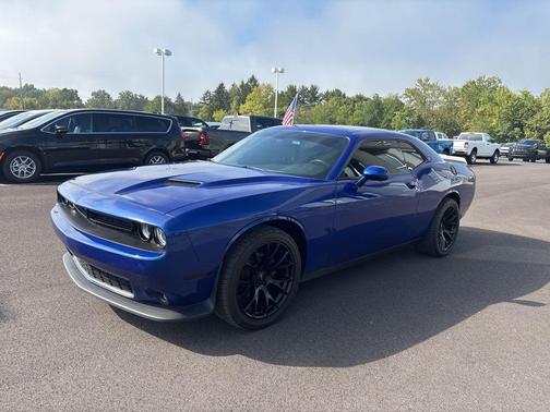 2020 Dodge Challenger SXT