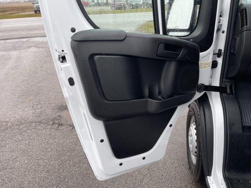 2025 RAM ProMaster 1500 Low Roof