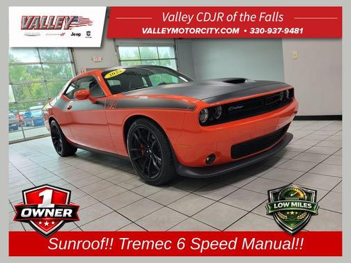 Go Mango! 2023 Dodge Challenger R/T