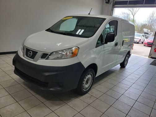 Fresh Powder 2013 Nissan NV200 SV