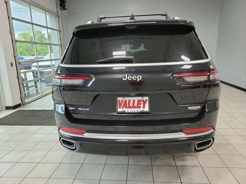 2023 Jeep Grand Cherokee L Summit