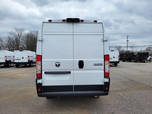 Bright White Clearcoat 2026 RAM ProMaster 3500 High Roof