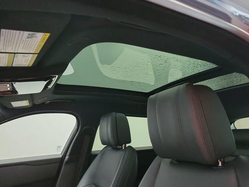 2024 Land Rover Range Rover Velar P400 Dynamic HSE