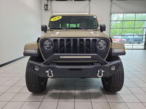 Gator Clearcoat 2020 Jeep Gladiator Overland