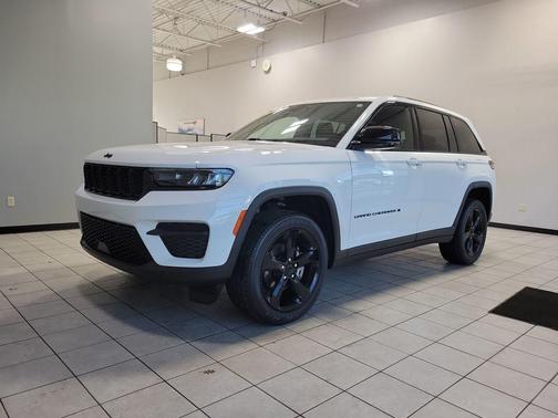 2023 Jeep Grand Cherokee Altitude