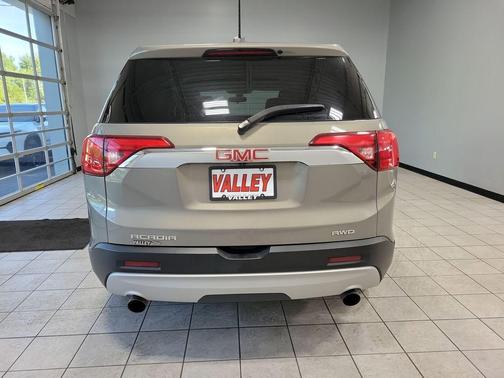 2019 GMC Acadia SLE-1