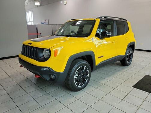 2023 Jeep Renegade Trailhawk