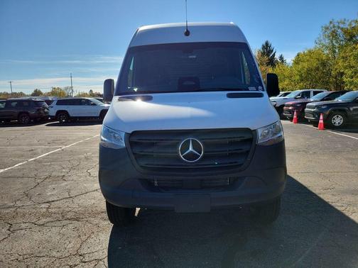 2025 Mercedes-Benz Sprinter 2500 170 WB