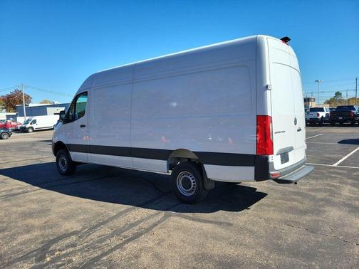2025 Mercedes-Benz Sprinter 2500 170 WB