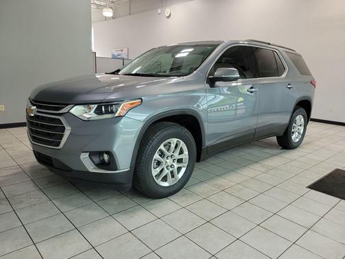 2021 Chevrolet Traverse LT Cloth