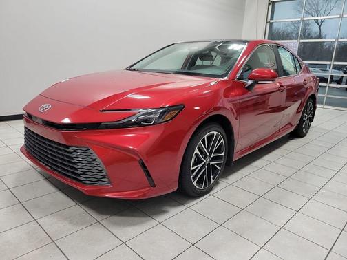 2025 Toyota Camry XLE
