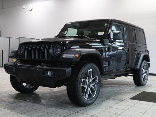 2025 Jeep Wrangler 4xe Sport