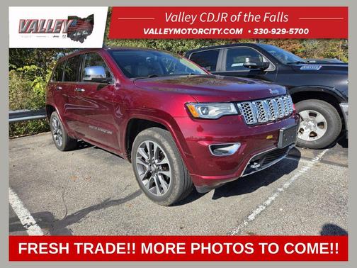 Velvet Red Pearlcoat 2017 Jeep Grand Cherokee Overland