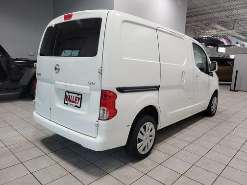 Fresh Powder 2013 Nissan NV200 SV