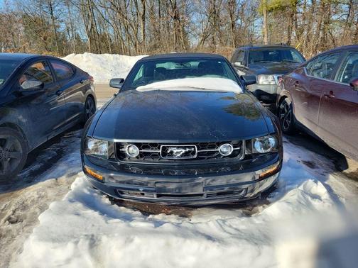 2006 Ford Mustang V6