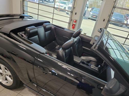 2006 Ford Mustang V6