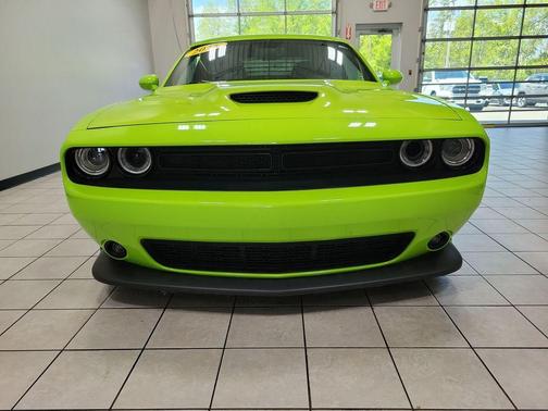 Sublime Pearl 2015 Dodge Challenger R/T Scat Pack