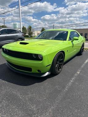 Sublime Pearl 2015 Dodge Challenger R/T Scat Pack