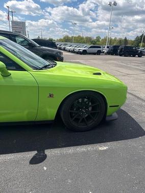 Sublime Pearl 2015 Dodge Challenger R/T Scat Pack