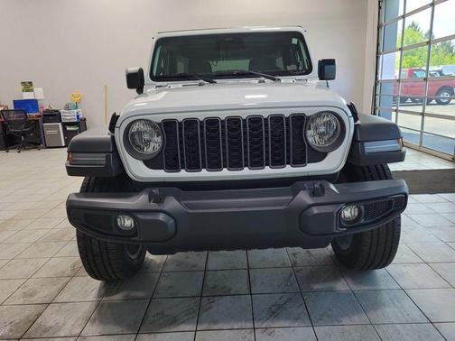 2025 Jeep Wrangler 4xe Sport