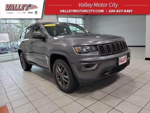 2016 Jeep Grand Cherokee Laredo
