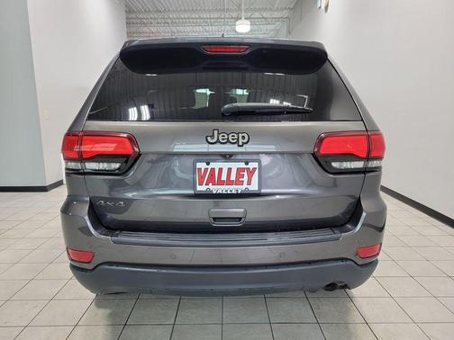 2016 Jeep Grand Cherokee Laredo