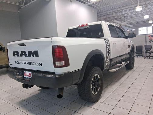 Bright White Clearcoat 2017 RAM 2500 Power Wagon