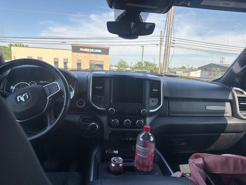 Granite Crystal Clearcoat Metallic 2019 RAM 1500 Big Horn